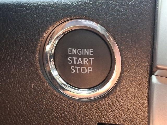Photo of 2023 Blizzard Pearl Toyota 4Runner
