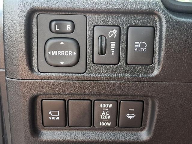 Photo of 2023 Blizzard Pearl Toyota 4Runner