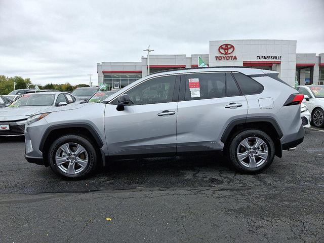 Photo of 2025 Silver Sky Metallic Toyota RAV4 Hybrid