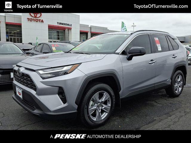 Photo of 2025 Silver Sky Metallic Toyota RAV4 Hybrid