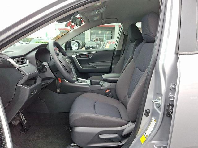 Photo of 2025 Silver Sky Metallic Toyota RAV4 Hybrid