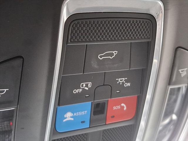 Photo of 2021 Baltic Gray Metallic Clearcoat Jeep Grand Cherokee L
