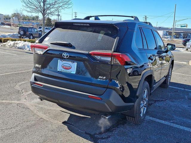 Photo of 2025 Midnight Black Metallic Toyota RAV4 Hybrid