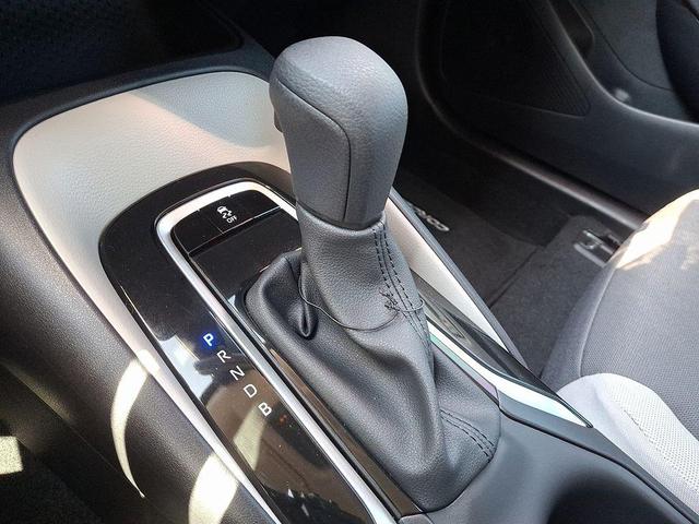 Photo of 2025 Wind Chill Pearl Toyota Corolla
