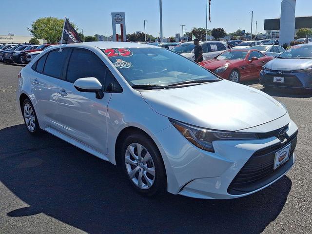 Photo of 2025 Wind Chill Pearl Toyota Corolla