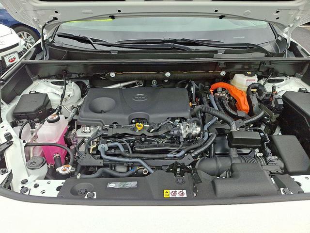 Photo of 2025 Ice Cap Toyota RAV4 Hybrid