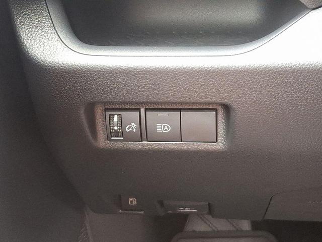 Photo of 2025 Ice Cap Toyota RAV4 Hybrid