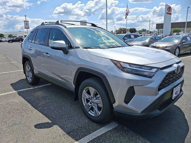 Photo of 2025 Silver Sky Metallic Toyota RAV4 Hybrid