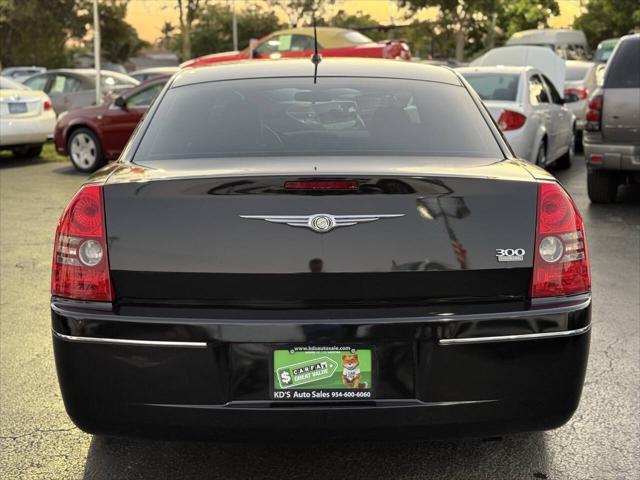 Photo of 2008 Black Chrysler 300