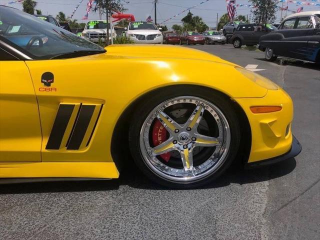 Photo of 2006 Yellow Chevrolet Corvette