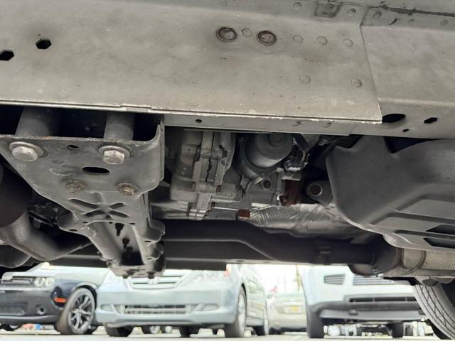 Photo of 2009 Tan Jeep Liberty