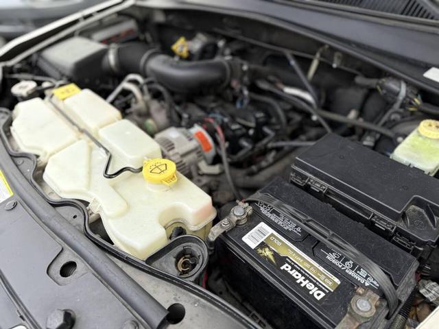 Photo of 2009 Tan Jeep Liberty
