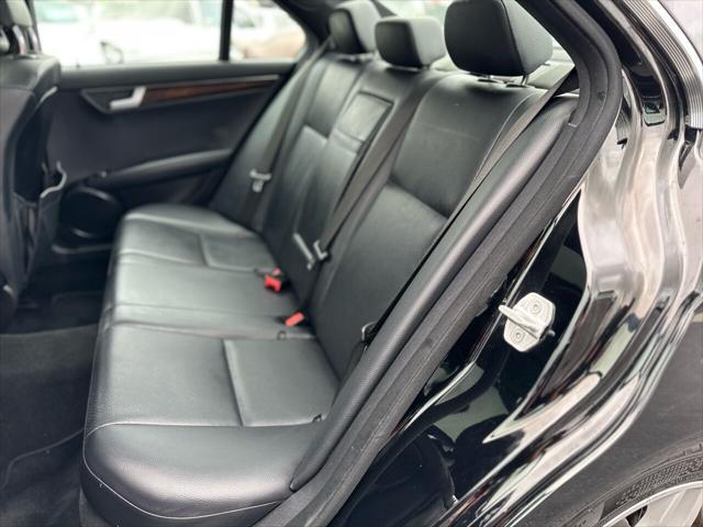 Photo of 2013 Black Mercedes-Benz C-Class