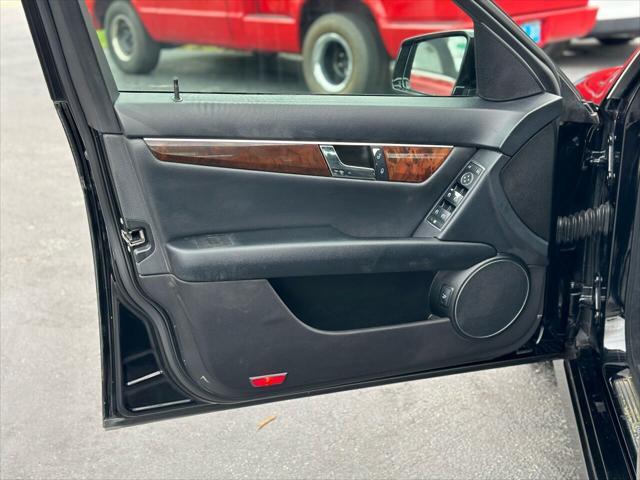Photo of 2013 Black Mercedes-Benz C-Class