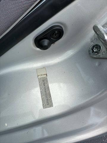 Photo of 2000 Silverstream Opal Toyota Corolla