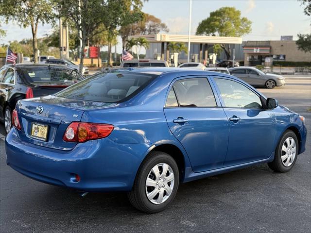 Photo of 2010 Blue Toyota Corolla