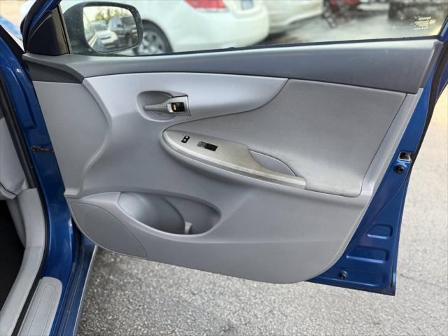 Photo of 2010 Blue Toyota Corolla