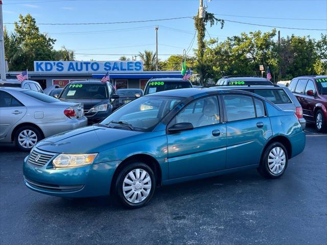 Photo of 2005 Dragonfly Green Saturn Ion