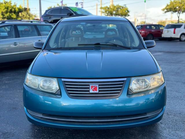 Photo of 2005 Dragonfly Green Saturn Ion