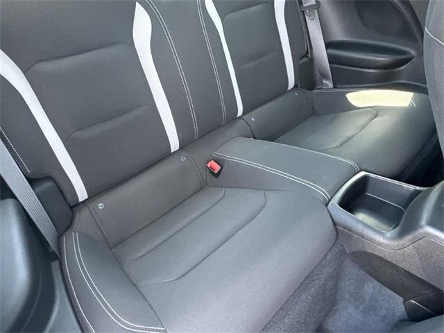 Photo of 2022 Summit White Chevrolet Camaro