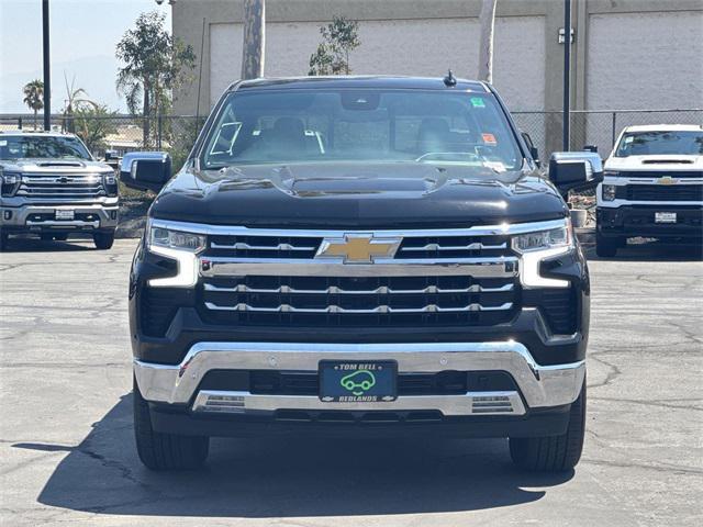 Photo of 2022 Black Chevrolet Silverado 1500