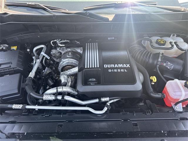 Photo of 2022 Black Chevrolet Silverado 1500