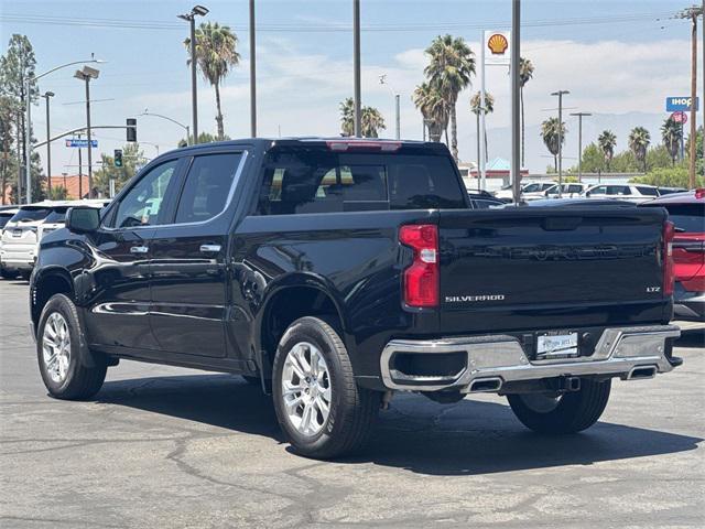 Photo of 2022 Black Chevrolet Silverado 1500