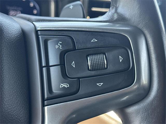 Photo of 2022 Black Chevrolet Silverado 1500