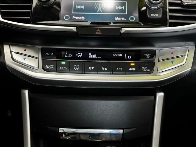 Photo of 2014 Alabaster Silver Metallic Honda Accord
