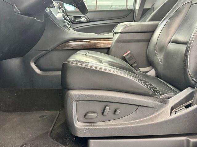 Photo of 2017 Summit White Chevrolet Tahoe