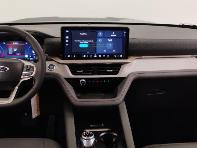 Photo of 2025 Carbonized Gray Metallic Ford Explorer