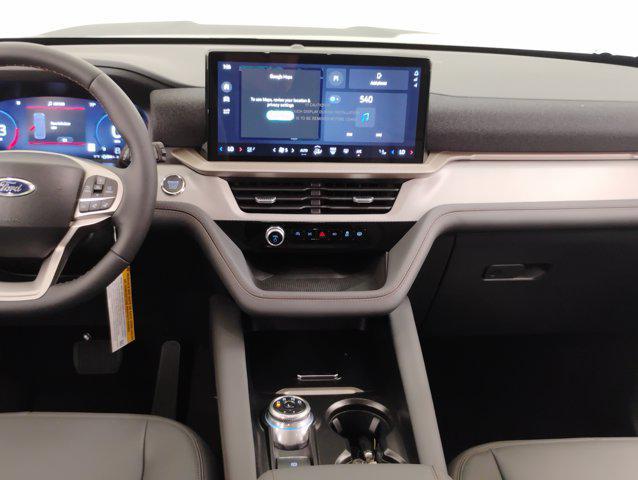 Photo of 2025 Carbonized Gray Metallic Ford Explorer