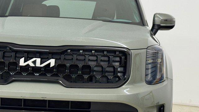 Photo of 2024 Jungle Green Kia Telluride