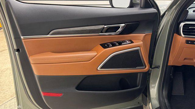 Photo of 2024 Jungle Green Kia Telluride
