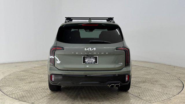 Photo of 2024 Jungle Green Kia Telluride