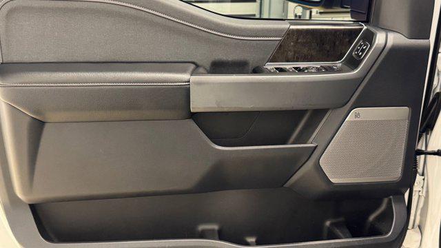 Photo of 2023 White Ford F-350