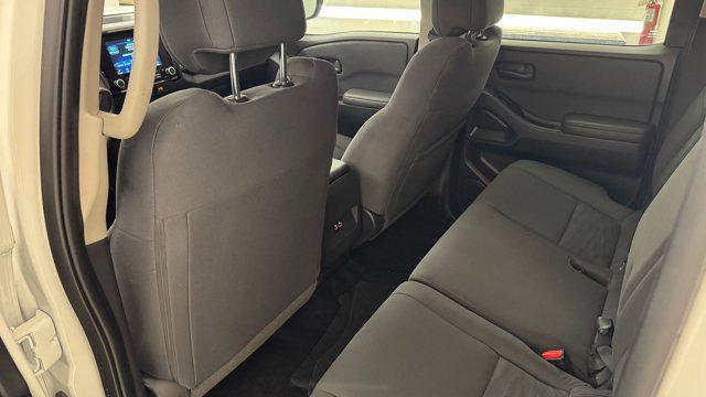 Photo of 2023 Glacier White Nissan Frontier