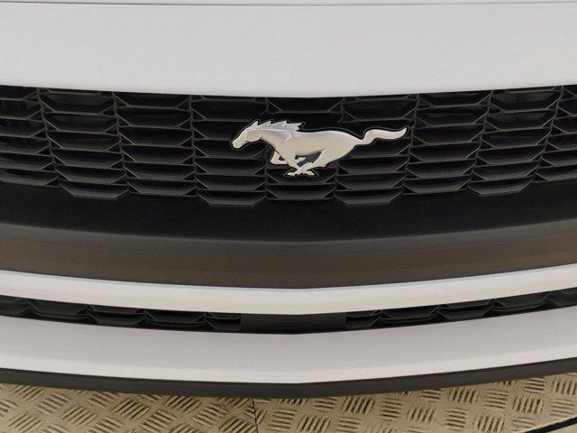 Photo of 2025 Oxford White Ford Mustang