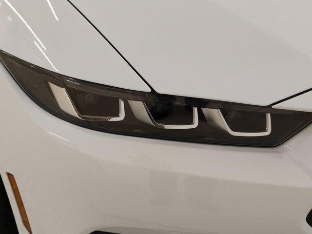 Photo of 2025 Oxford White Ford Mustang