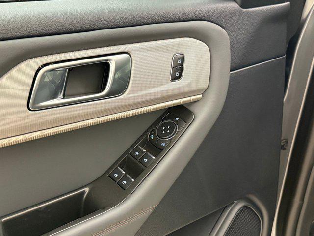 Photo of 2025 Carbonized Gray Metallic Ford Explorer