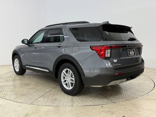Photo of 2025 Carbonized Gray Metallic Ford Explorer