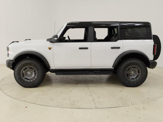 Photo of 2025 Oxford White Ford Bronco