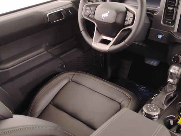 Photo of 2025 Oxford White Ford Bronco