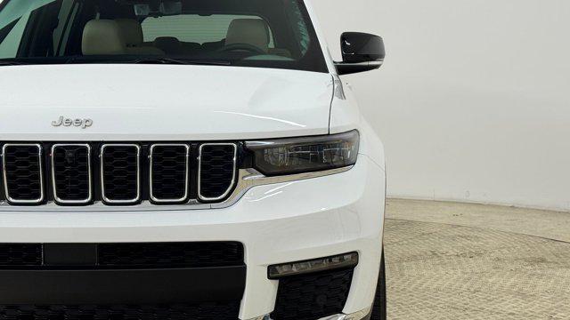 Photo of 2025 Bright White Clearcoat Jeep Grand Cherokee L