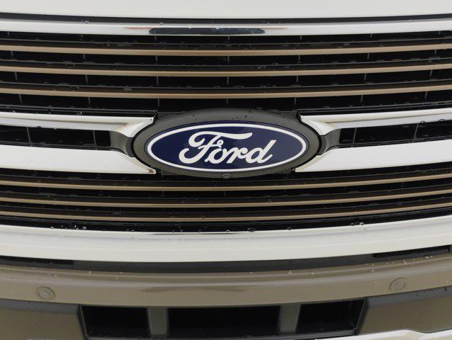 Photo of 2025 Star White Metallic Tri-Coat Ford F-150