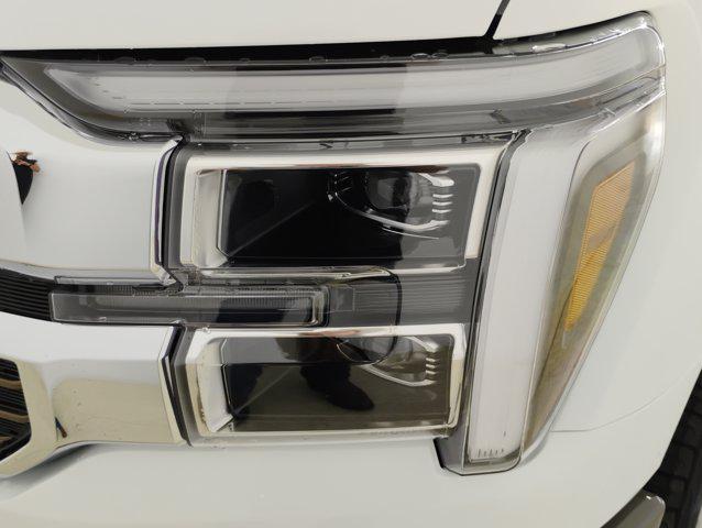 Photo of 2025 Star White Metallic Tri-Coat Ford F-150
