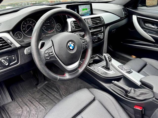Photo of 2017 Black BMW 330