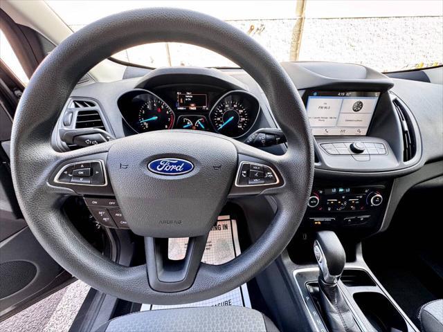 Photo of 2019 Magnetic Metallic Ford Escape