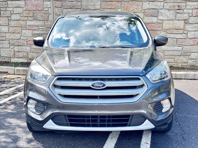 Photo of 2019 Magnetic Metallic Ford Escape