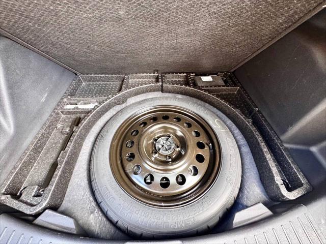 Photo of 2019 Magnetic Metallic Ford Escape